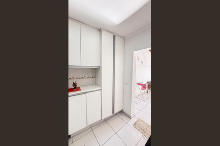 Apartamento à venda com 121m², 2 quartos e 1 vaga Apartamento à venda com 121m², 2 quartos e 1 vagaÁrea de Serviço