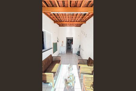 Apartamento à venda com 121m², 2 quartos e 1 vaga Apartamento à venda com 121m², 2 quartos e 1 vagaÁrea de Serviço - Quintal