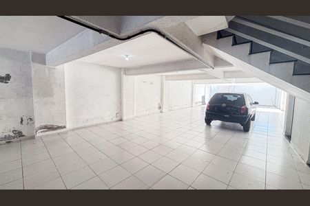 Apartamento à venda com 121m², 2 quartos e 1 vaga Apartamento à venda com 121m², 2 quartos e 1 vagaGaragem