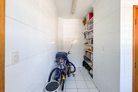 Apartamento à venda com 110m², 3 quartos e 1 vagaÁrea de Serviço