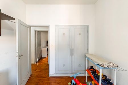 Apartamento à venda com 110m², 3 quartos e 1 vagaQuarto 2