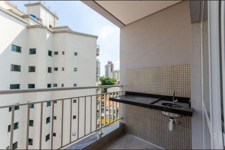 Apartamento à venda com 110m², 2 quartos e 2 vagasÁrea de serviço