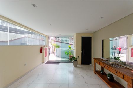 Apartamento à venda com 110m², 2 quartos e 2 vagasHall de entrada