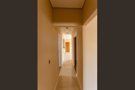 Apartamento à venda com 110m², 2 quartos e 2 vagasCorredor