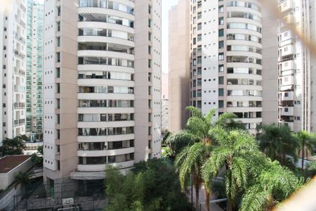 Apartamento à venda com 121m², 3 quartos e 3 vagasVista