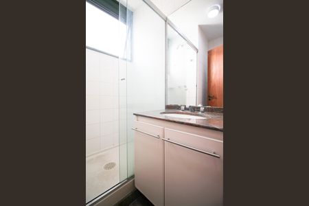 Apartamento à venda com 121m², 3 quartos e 3 vagasBanheiro da Suíte 2