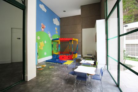 Apartamento à venda com 121m², 3 quartos e 3 vagasBrinquedoteca