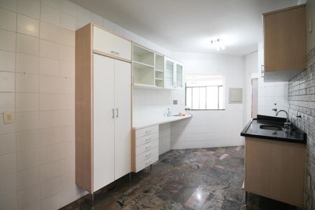 Apartamento à venda com 121m², 3 quartos e 3 vagasCozinha
