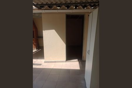 Casa à venda com 129m², 3 quartos e 3 vagas Casa à venda com 129m², 3 quartos e 3 vagasÁrea de Serviço