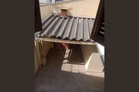 Casa à venda com 129m², 3 quartos e 3 vagas Casa à venda com 129m², 3 quartos e 3 vagasVista da janela