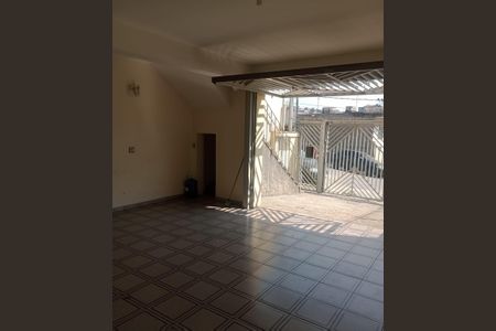 Casa à venda com 129m², 3 quartos e 3 vagas Casa à venda com 129m², 3 quartos e 3 vagasGaragem