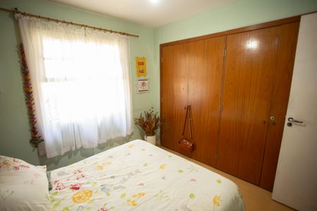 Casa à venda com 220m², 3 quartos e 2 vagasQuarto 1