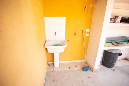 Casa à venda com 220m², 3 quartos e 2 vagasÁrea de Serviço