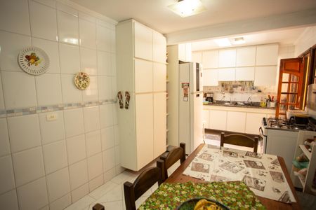 Casa à venda com 220m², 3 quartos e 2 vagasCopa