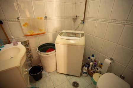 Casa à venda com 220m², 3 quartos e 2 vagasÁrea de Serviço