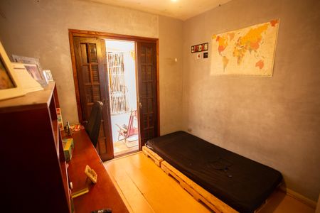 Casa à venda com 220m², 3 quartos e 2 vagasQuarto 3