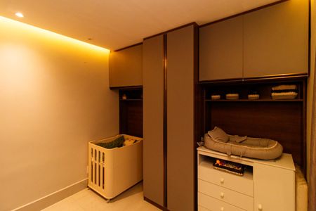 Apartamento à venda com 67m², 2 quartos e 1 vagaQuarto