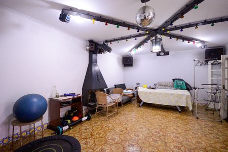 Casa à venda com 560m², 5 quartos e 4 vagasÁrea de Lazer - Salão de Festas