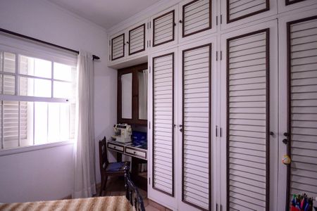 Casa à venda com 560m², 5 quartos e 4 vagasQuarto 3