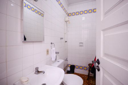 Casa à venda com 560m², 5 quartos e 4 vagasBanheiro de Serviço