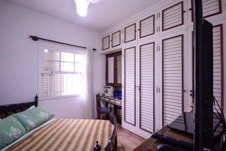 Casa à venda com 560m², 5 quartos e 4 vagasQuarto 3