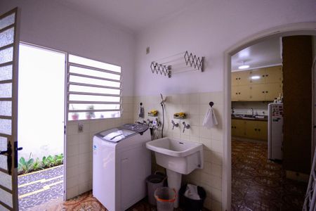 Casa à venda com 560m², 5 quartos e 4 vagasÁrea de Serviço