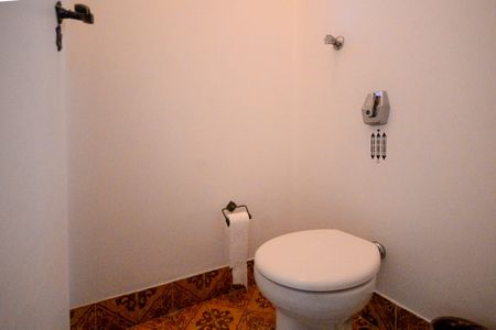 Casa à venda com 560m², 5 quartos e 4 vagasLavabo da Sala