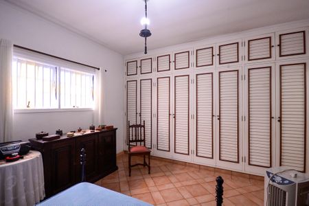 Casa à venda com 560m², 5 quartos e 4 vagasSuíte