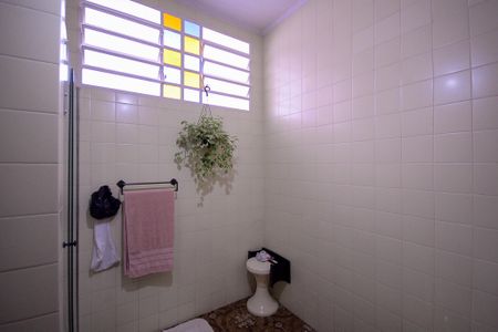 Casa à venda com 560m², 5 quartos e 4 vagasBanheiro Social