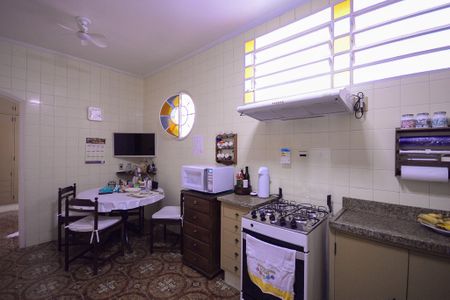 Casa à venda com 560m², 5 quartos e 4 vagasCozinha