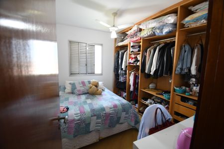 Apartamento à venda com 180m², 4 quartos e 2 vagasQuarto 3
