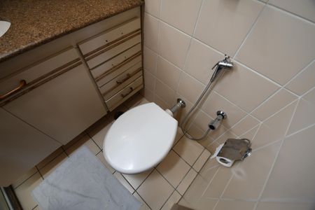 Apartamento à venda com 180m², 4 quartos e 2 vagasBanheiro 1