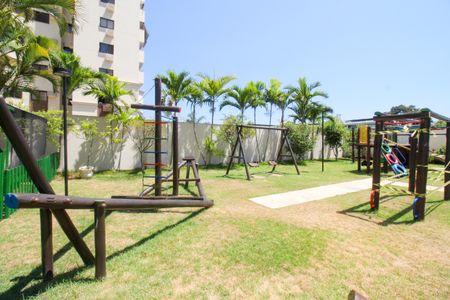 Apartamento para alugar com 77m², 2 quartos e 1 vagaÁrea comum - Playground