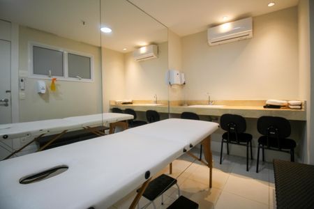 Apartamento para alugar com 77m², 2 quartos e 1 vaga Apartamento para alugar com 77m², 2 quartos e 1 vagaÁrea comum - Sala de massagem