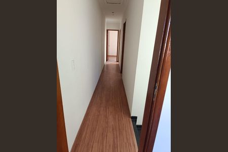 Casa à venda com 90m², 3 quartos e 2 vagas