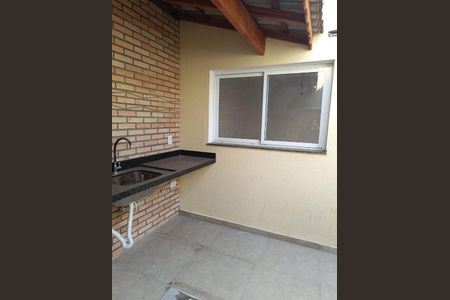 Casa à venda com 93m², 3 quartos e 1 vaga