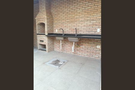 Casa à venda com 93m², 3 quartos e 1 vaga