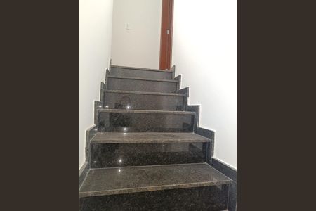 Casa à venda com 93m², 3 quartos e 1 vaga