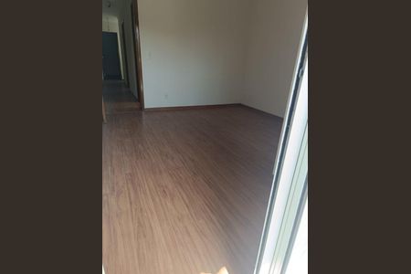 Casa à venda com 93m², 3 quartos e 1 vaga