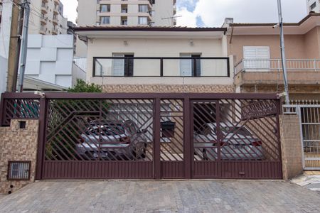 Casa à venda com 400m², 5 quartos e 6 vagasFachada