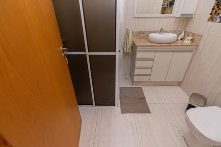 Casa à venda com 400m², 5 quartos e 6 vagasBanheiro 3