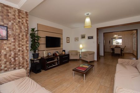 Casa à venda com 400m², 5 quartos e 6 vagasSala