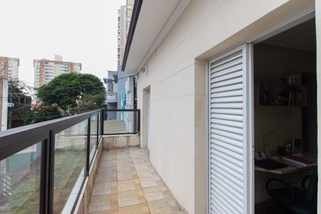 Casa à venda com 400m², 5 quartos e 6 vagasVaranda - Quarto 4