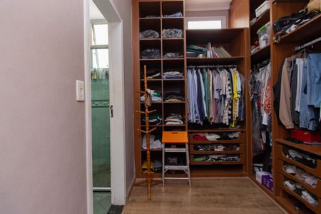 Casa à venda com 400m², 5 quartos e 6 vagasCloset - Quarto 1