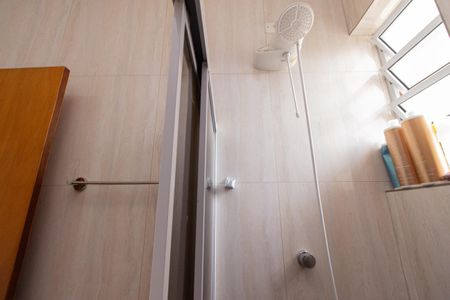 Casa à venda com 400m², 5 quartos e 6 vagasBanheiro 2