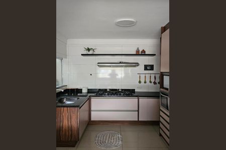 Casa à venda com 44m², 2 quartos e sem vaga