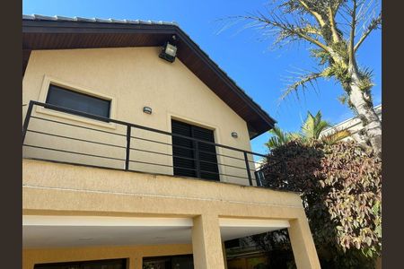 Casa de condomínio à venda com 620m², 4 quartos e 6 vagas