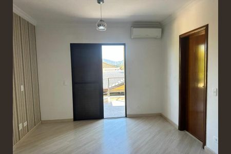 Casa de condomínio à venda com 620m², 4 quartos e 6 vagas