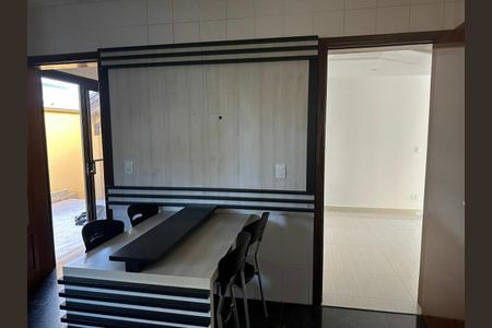 Casa de condomínio à venda com 620m², 4 quartos e 6 vagas