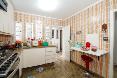 Casa à venda com 400m², 7 quartos e 5 vagas Casa à venda com 400m², 7 quartos e 5 vagasCozinha